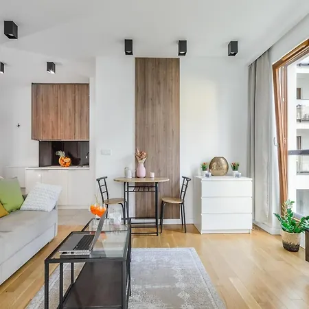 شقة Flat With Quiet Loggia